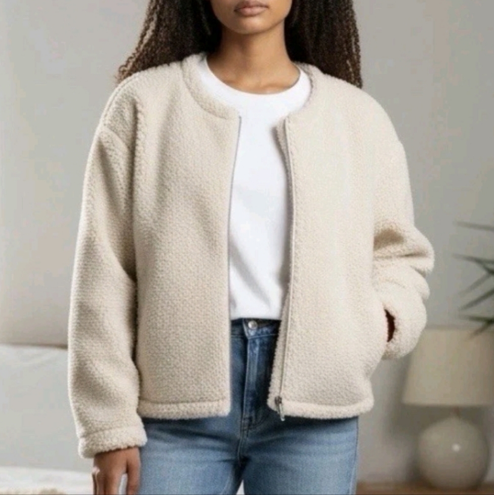 NWT Calvin Klein Women's Cream Jacket
